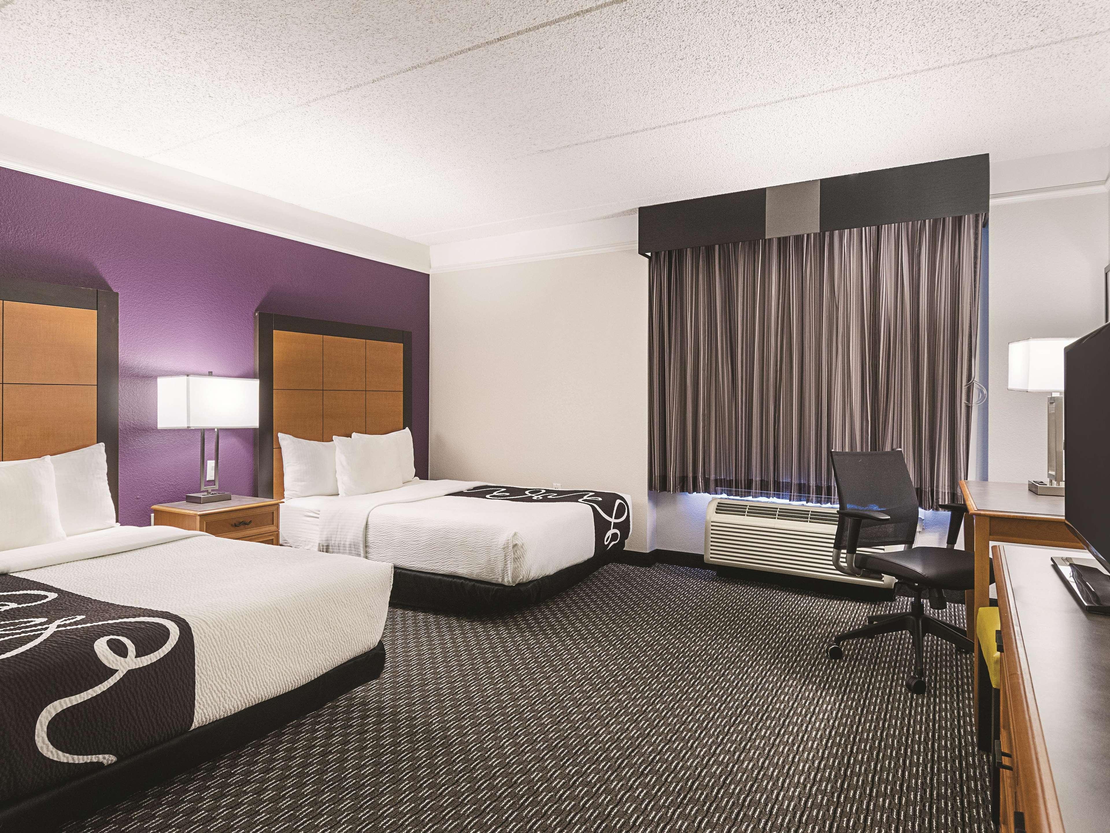 La Quinta By Wyndham Raleigh Durham Intl Ap Hotel Morrisville Exterior photo