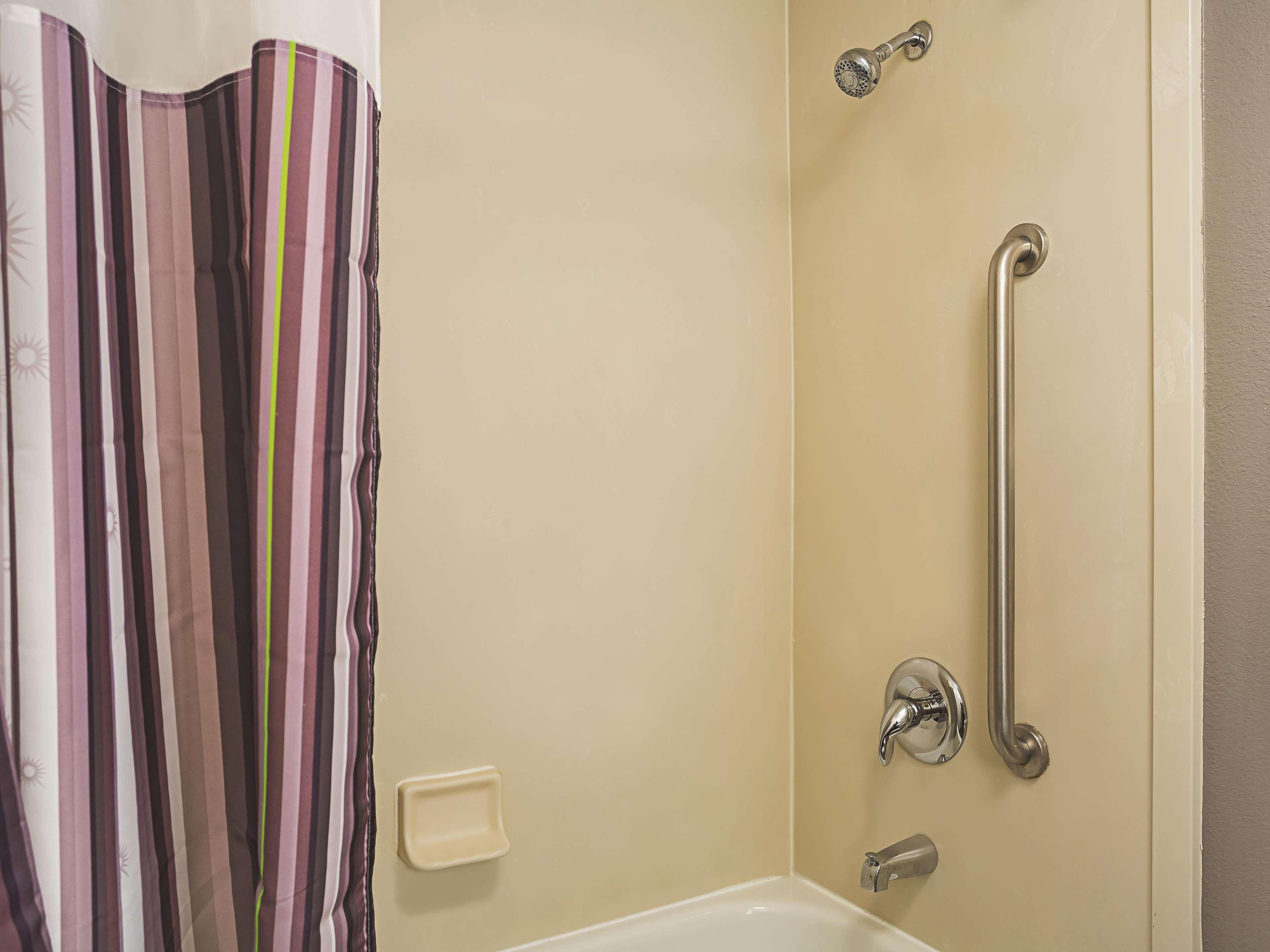 La Quinta By Wyndham Raleigh Durham Intl Ap Hotel Morrisville Exterior photo