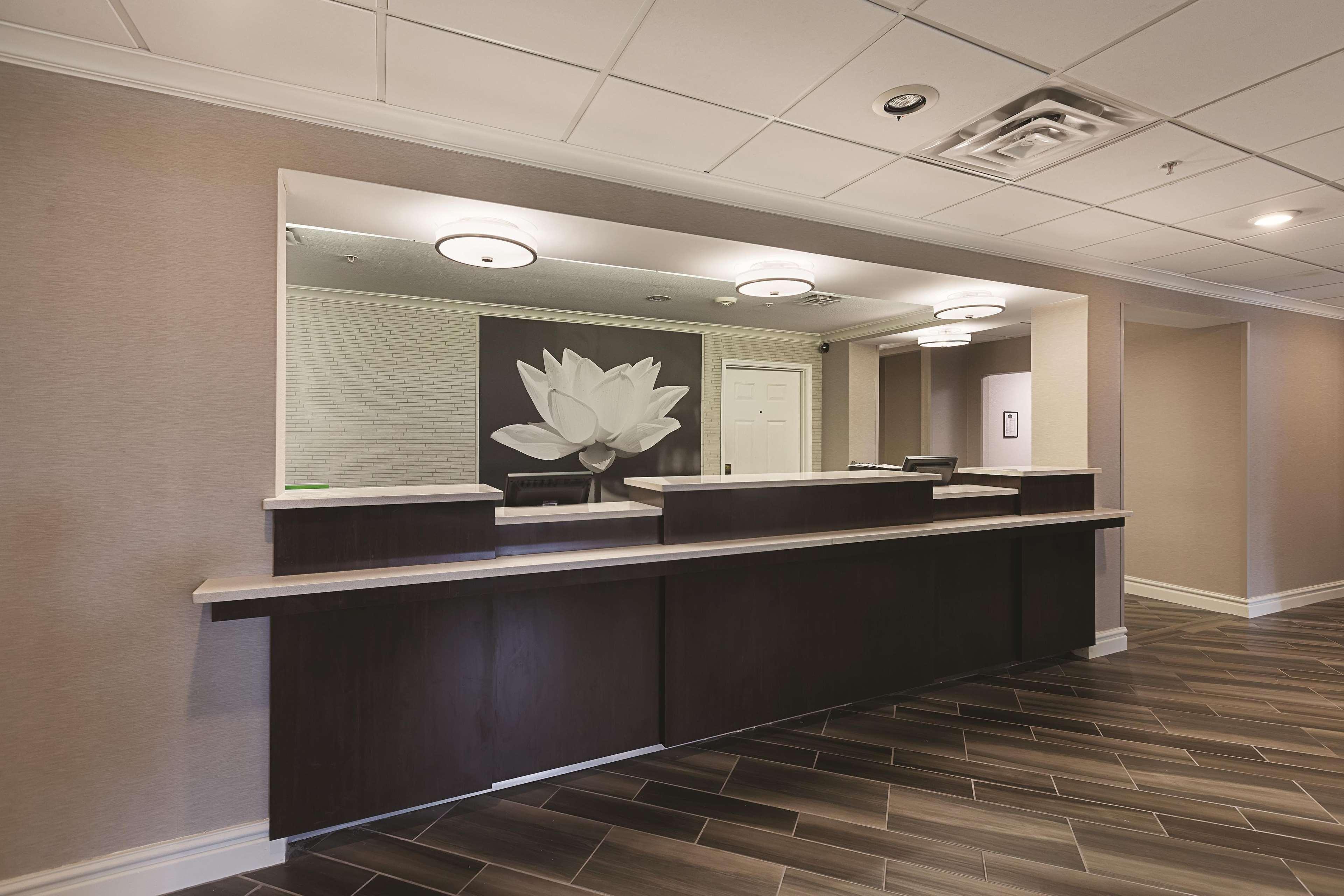 La Quinta By Wyndham Raleigh Durham Intl Ap Hotel Morrisville Exterior photo